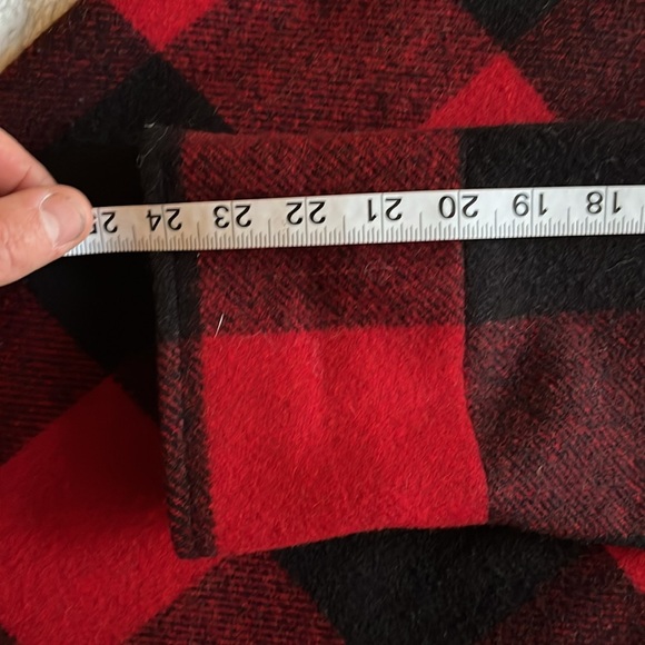 Bemidji Woolen Mills wool “unisex” buffalo plaid shirt / jacket.   Size M - Picture 7 of 8